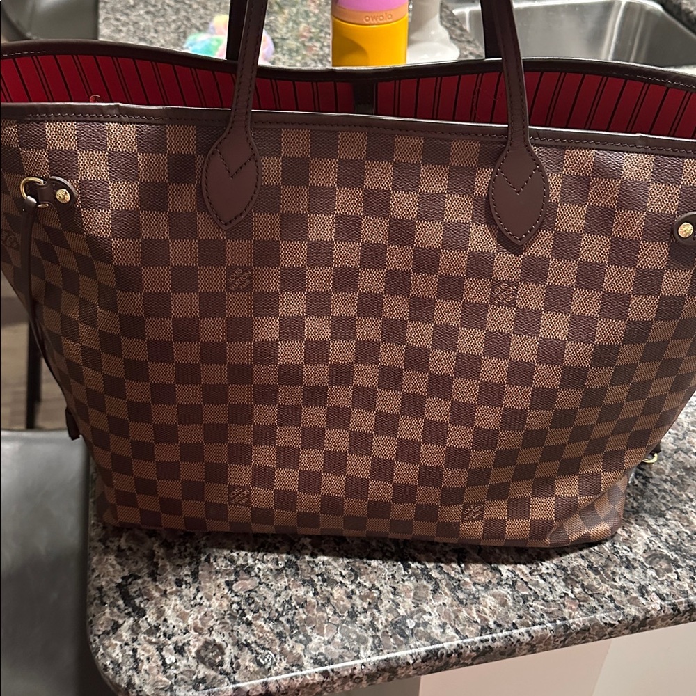 Louis Vuitton Brown Neverfull GM - Picture 9 of 10